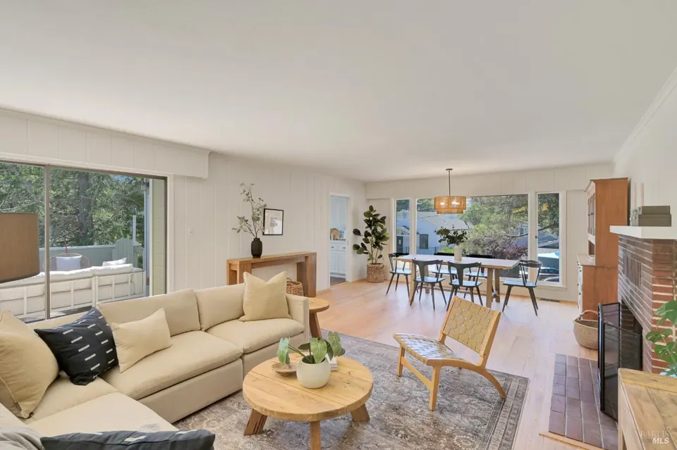 110 Willow Ave, Fairfax