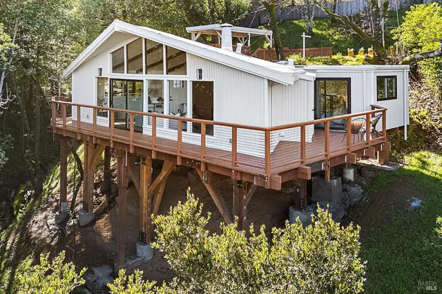 723 Redwood Rd, San Anselmo